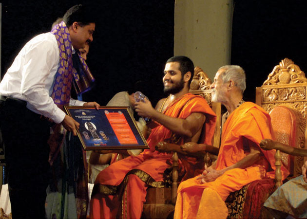 Awarded the Sri Krishna Vadirajanugraha Award by Sode Paryaya Mutt, Sri Krishna Mutt Udupi in 2014