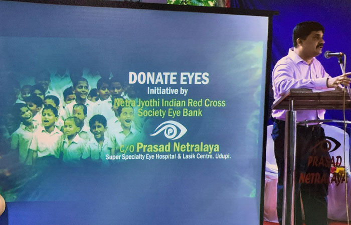 promoting eye donation