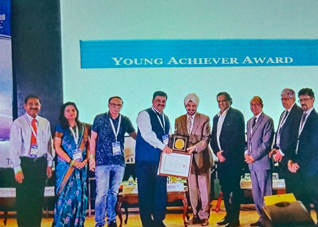 Honoured with Young Achiever Award in ISCKR Meet in New Delhi