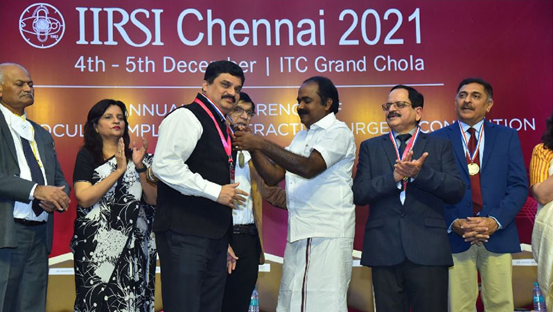 Shri Thiru. Anbil Mahesh Poyyamozhi, Hon’ble Minister for School Education, Govt. of Tamilnadu, presented him with a gold medal for contributions to social work and extraordinary achievements in the field of ophthalmology at the Indian Intraocular Implant & Refractive Surgery (IIRSI) Conference, Chennai 2021.